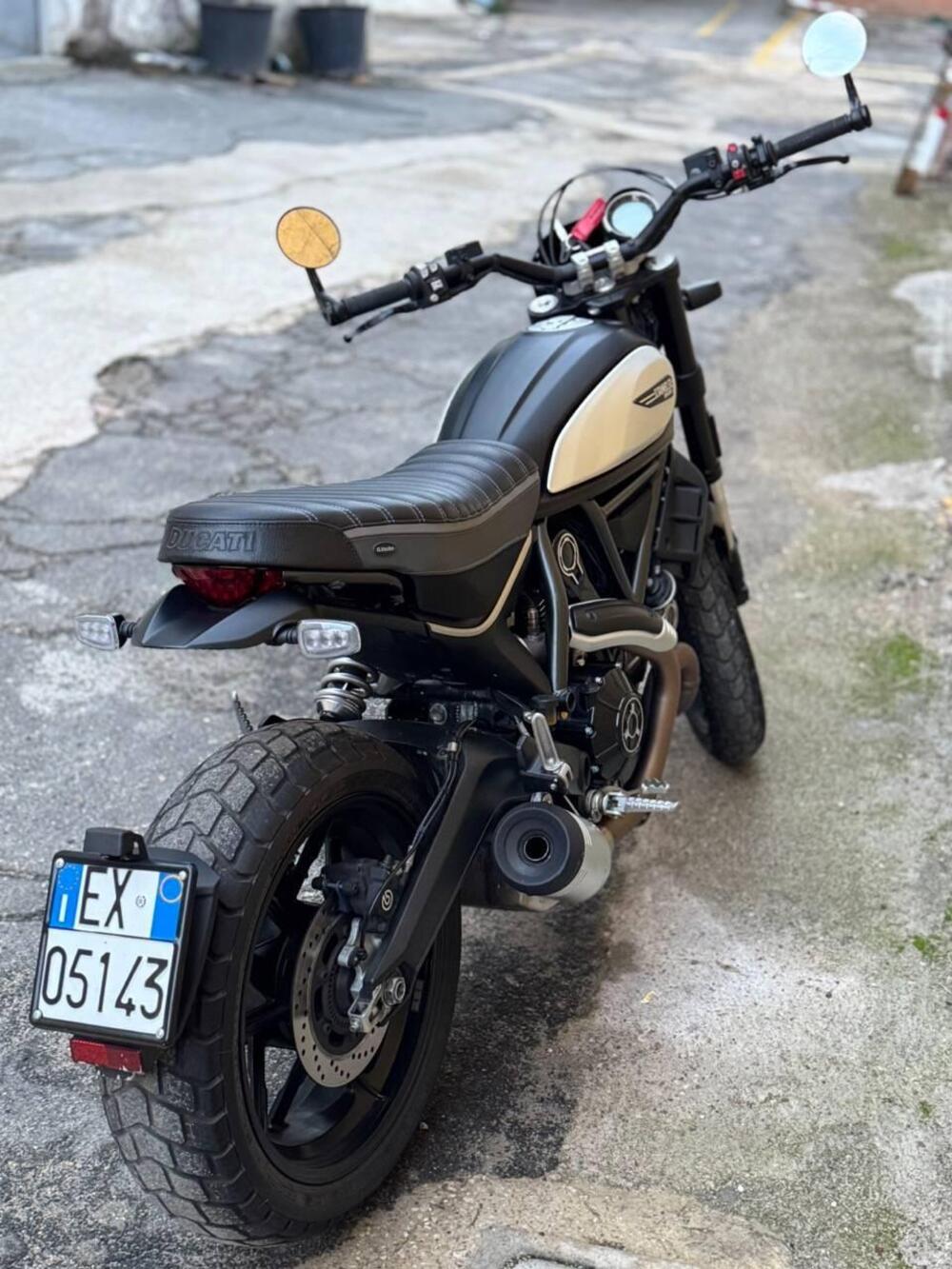 Ducati Scrambler 800 Icon Dark (2021 - 22) (6)