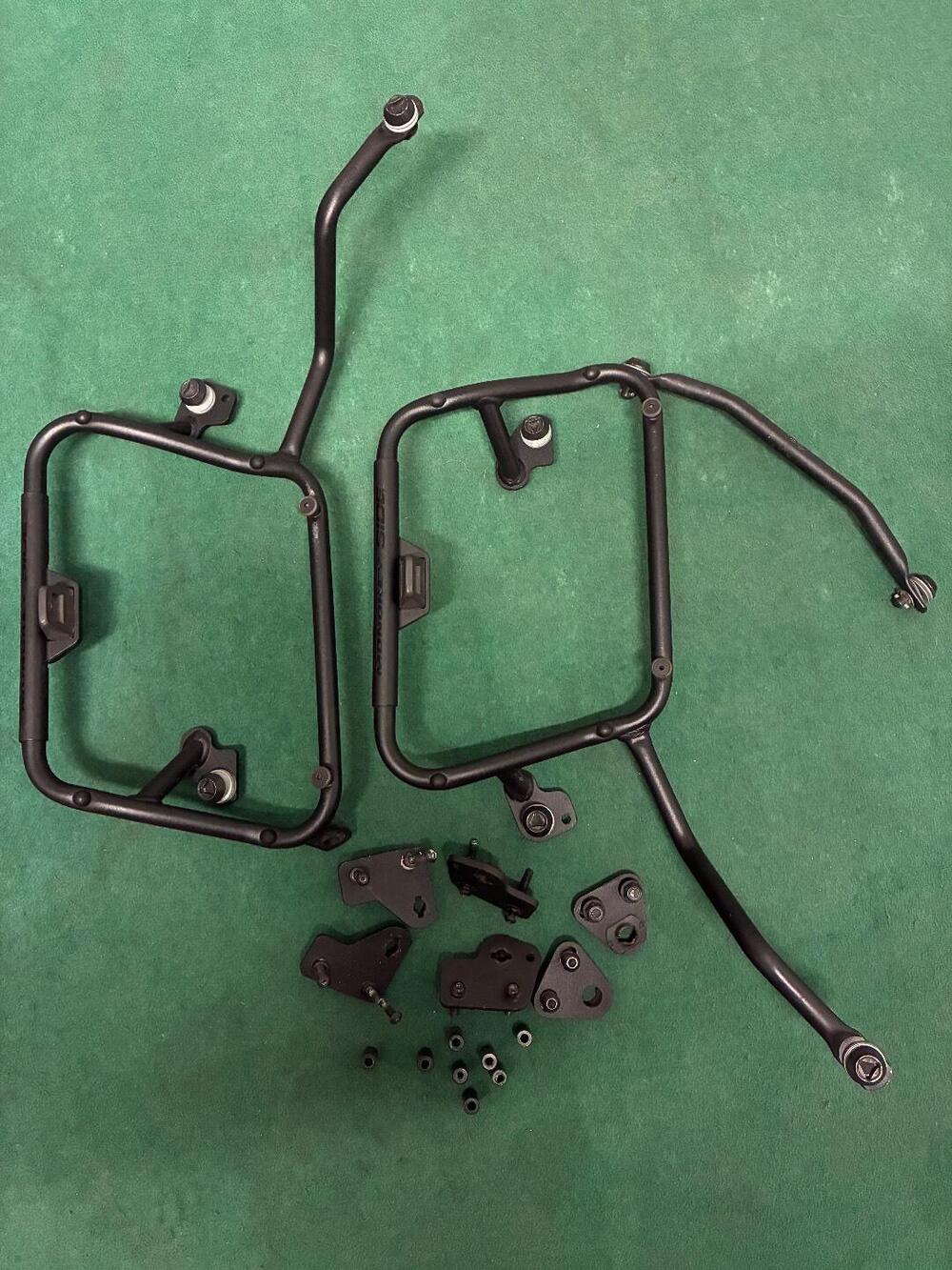 Valigie con telai Givi (3)