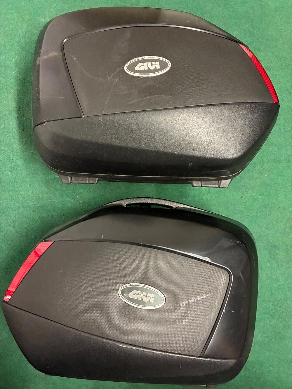 Valigie con telai Givi (6)