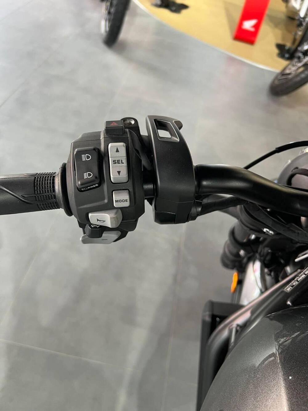 Honda CMX 1100 Rebel DCT (2021 - 24) (4)