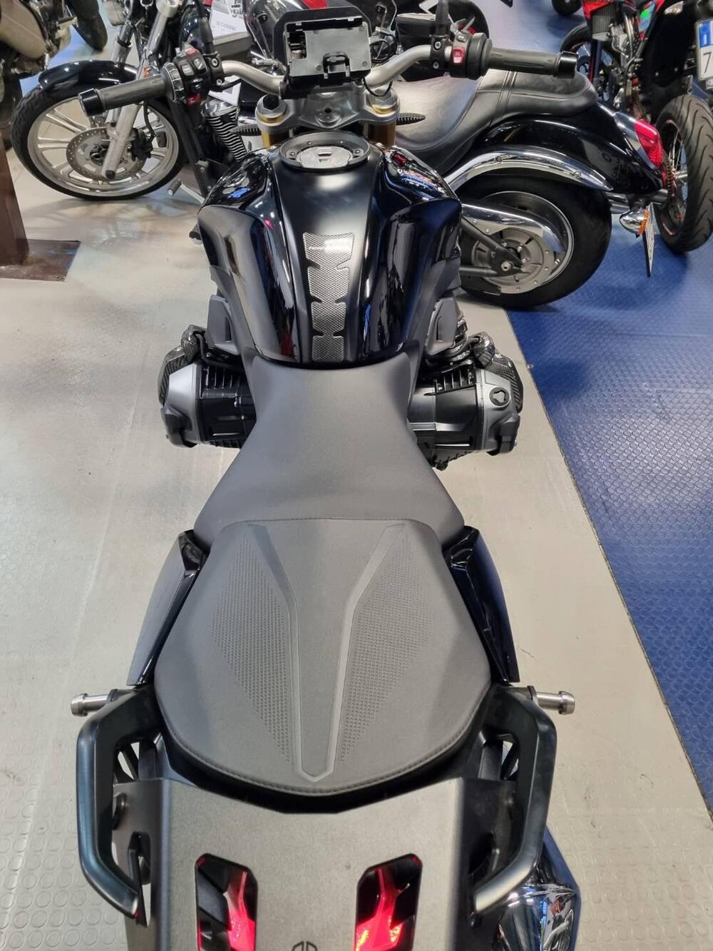 Bmw R 1250 R (2021 - 25) (7)