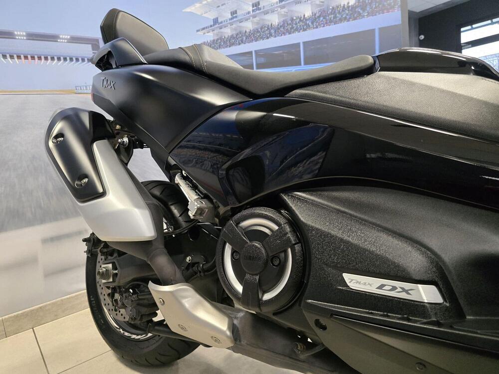 Yamaha T-Max 530 DX (2017 - 19) (12)