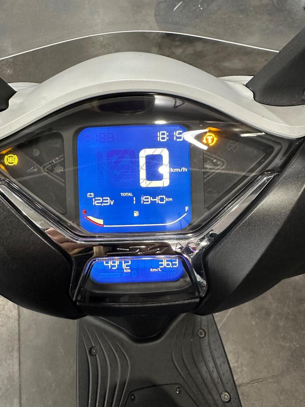 Honda SH 150i (2024 - 25) (9)