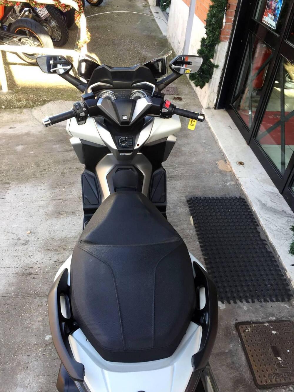 Honda Forza 300 ABS (2018 - 20) (9)