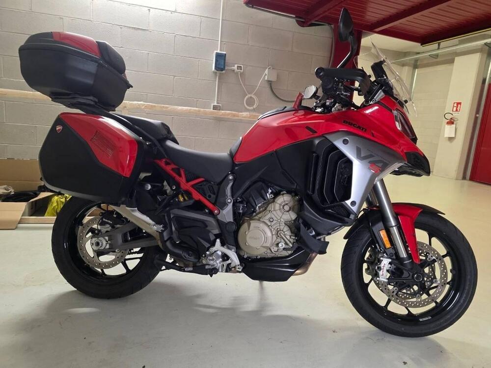 Ducati Multistrada V4 S (2025)