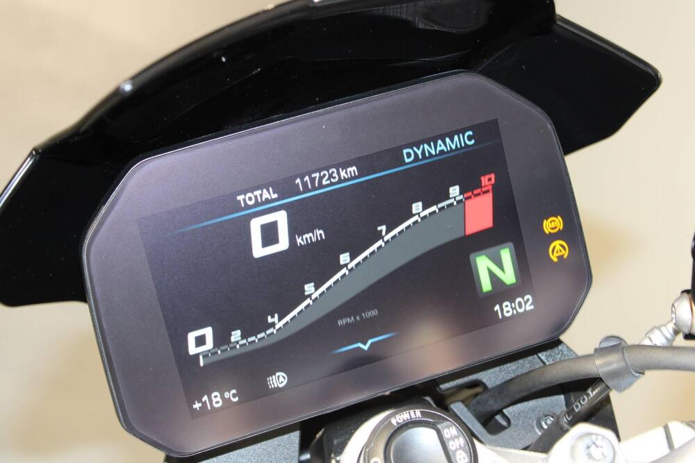 Bmw F 900 R (2021 - 24) (6)