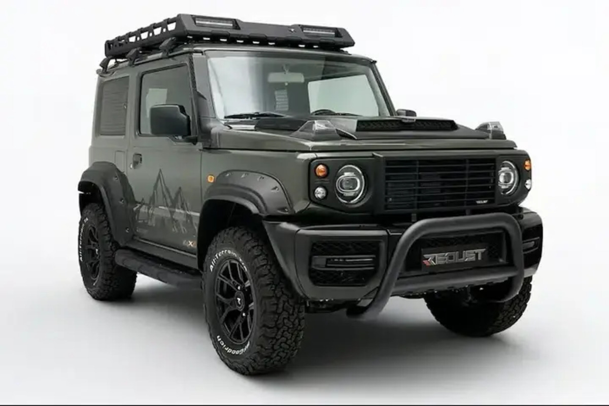 Jimny o Defender? Ecco la mini Land Rover firmata Suzuki