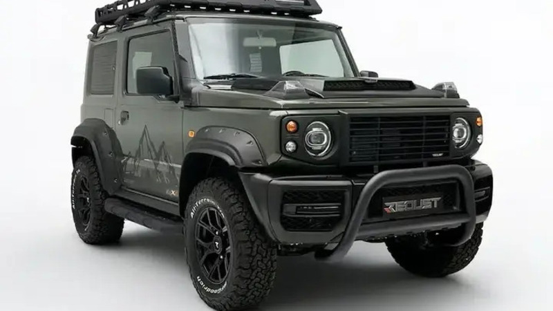 Jimny o Defender? Ecco la mini Land Rover firmata Suzuki