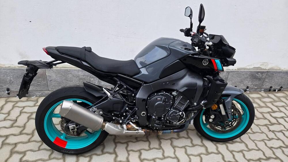 Yamaha MT-10 (2022 - 25) (2)