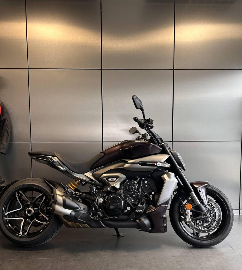 Ducati XDiavel V4 (2025)