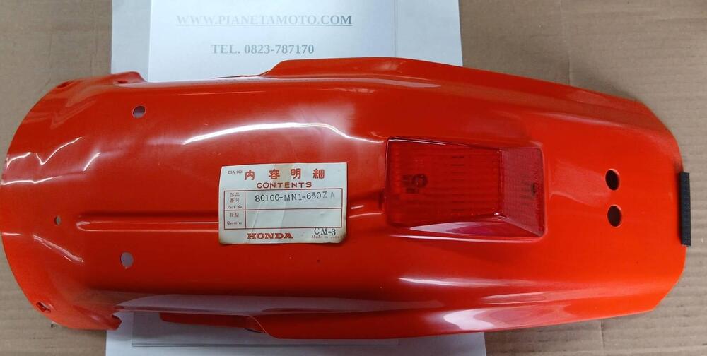 80100MN1650ZA PARAFANGO POSTERIORE XR250/600 Honda