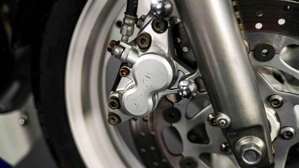 Yamaha FZR 250 R (18)