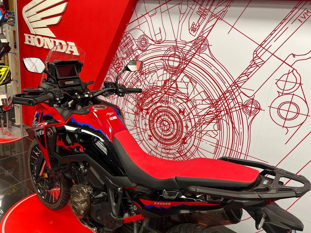 Honda Africa Twin CRF 1100L ES DCT (2024 - 25) (4)