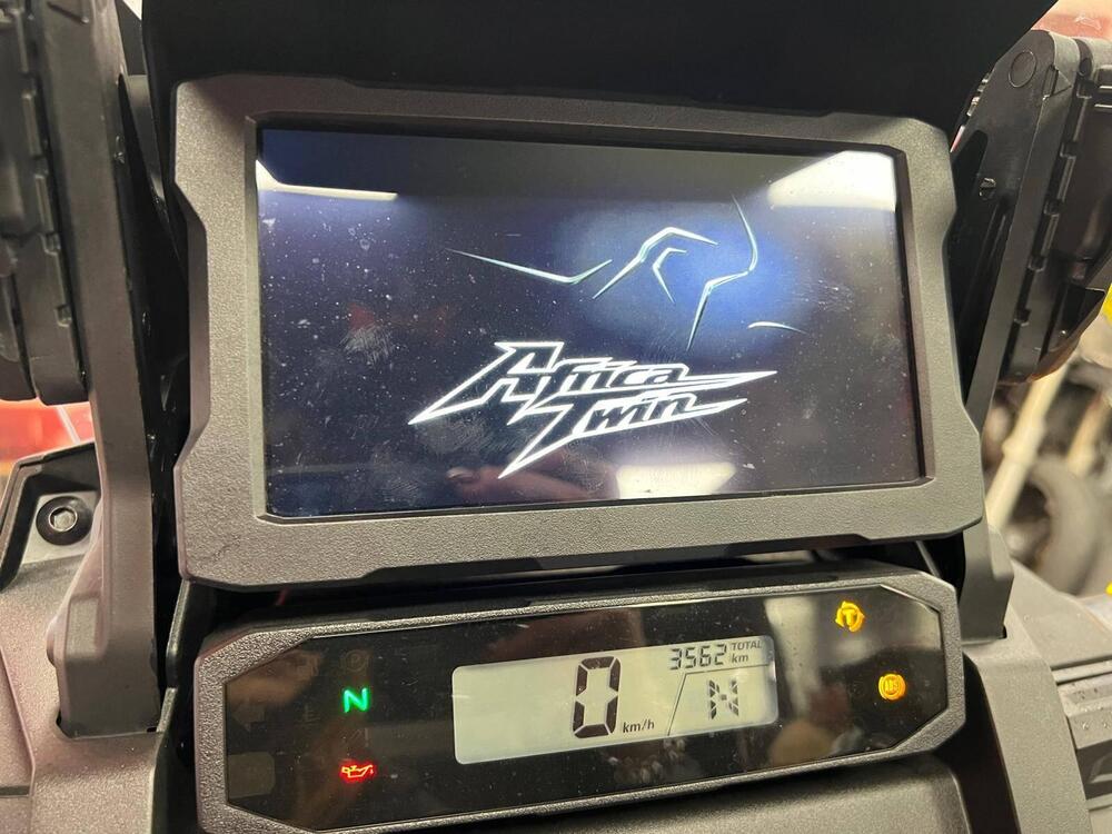 Honda Africa Twin CRF 1100L ES DCT (2024 - 25) (8)