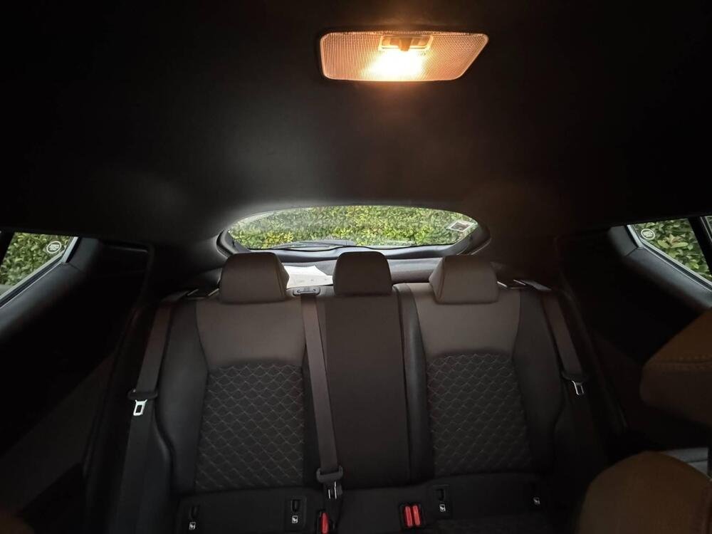 Toyota Toyota C-HR usata a Padova (9)