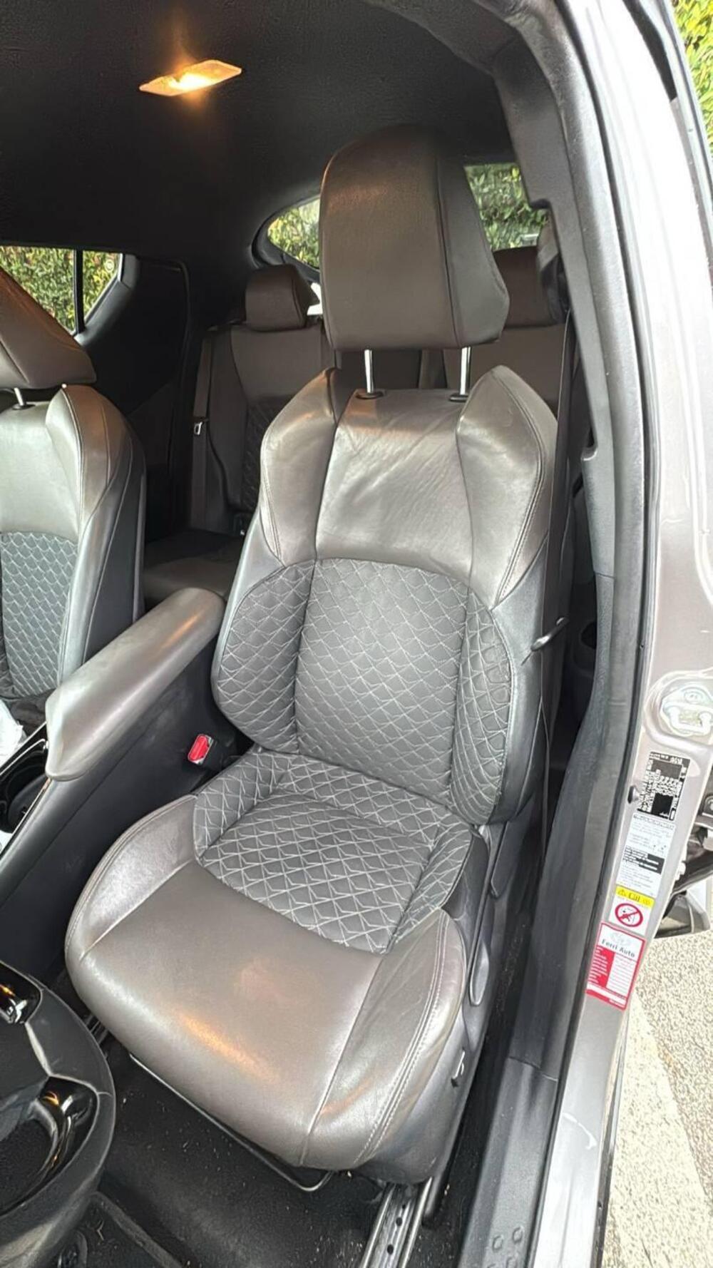 Toyota Toyota C-HR usata a Padova (14)