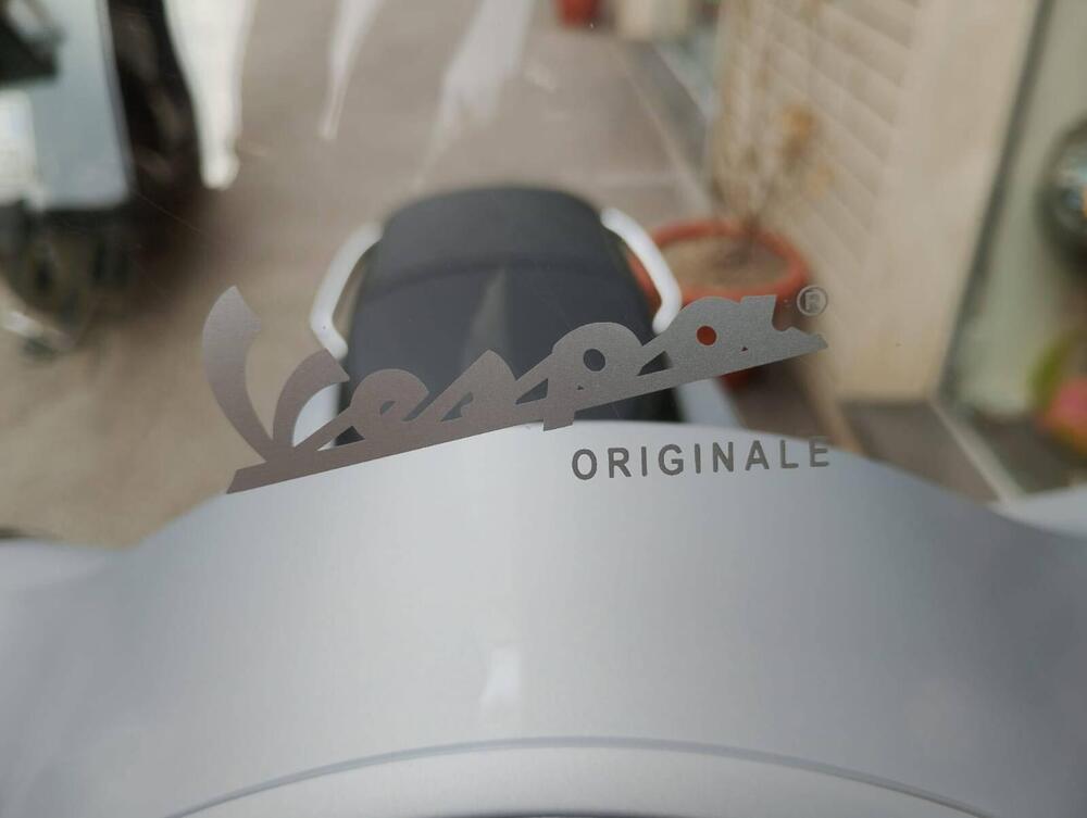 Vespa GTS 300 Super Tech (2023 - 24) (8)