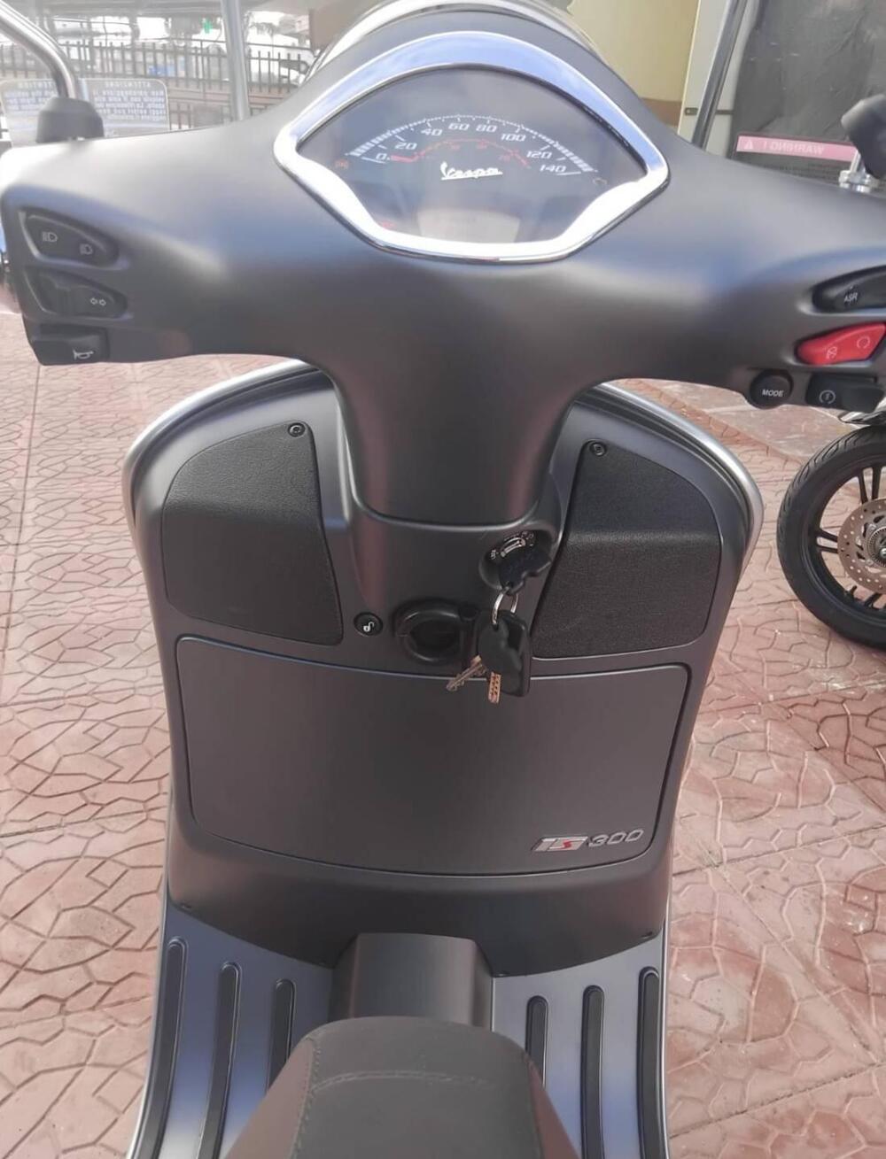 Vespa GTS 300 Super Sport (2023 - 24) (8)