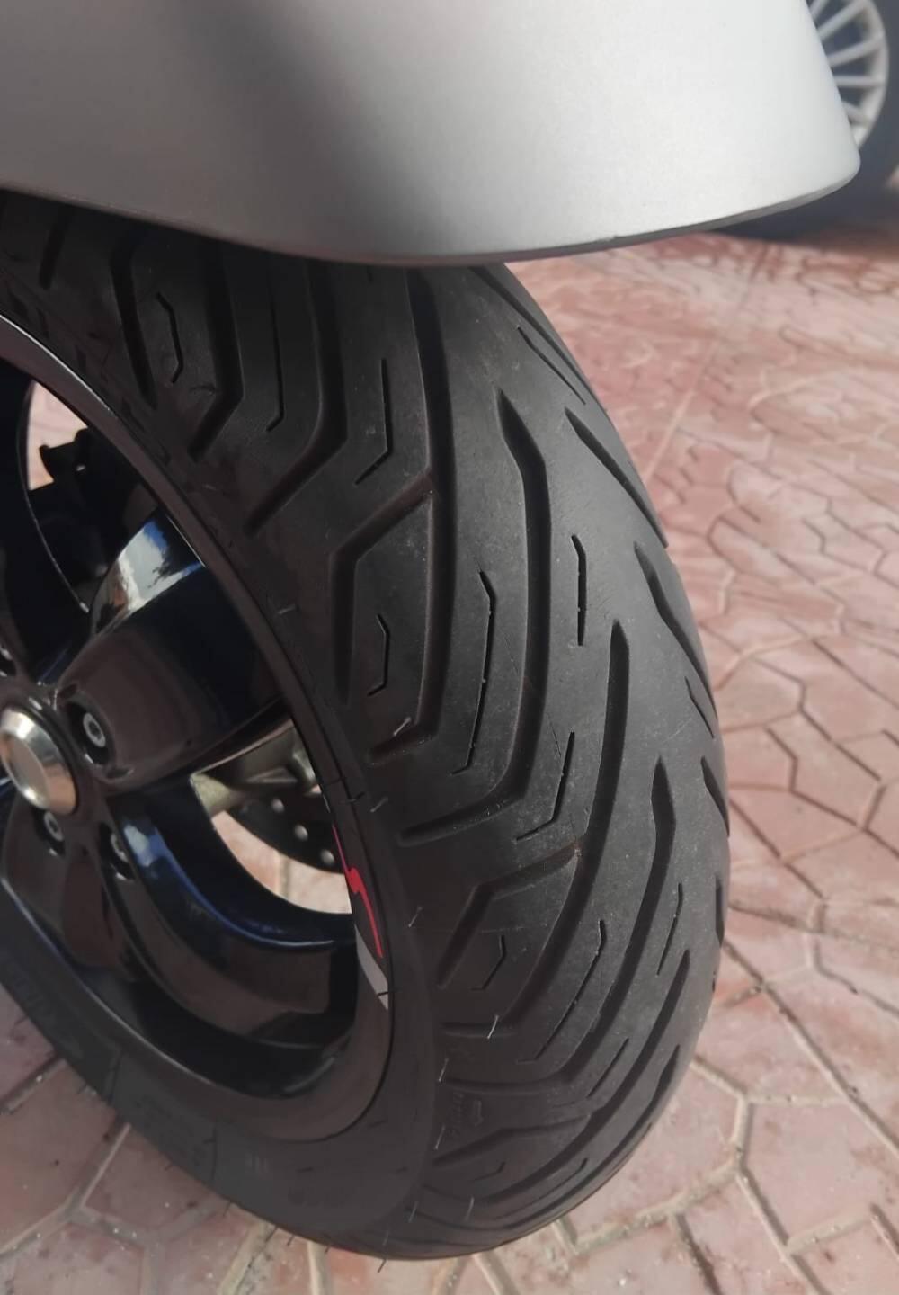 Vespa GTS 300 Super Sport (2023 - 24) (10)