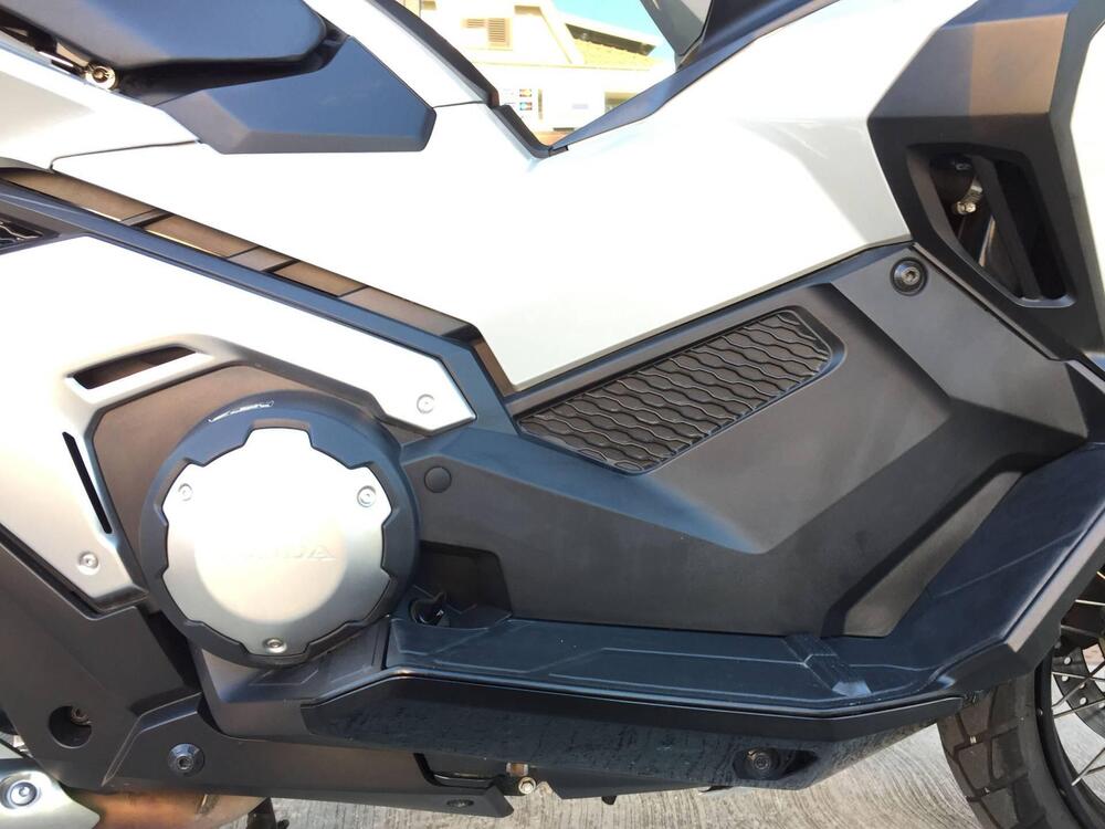 Honda X-ADV 750 DCT (2021 - 24) (15)