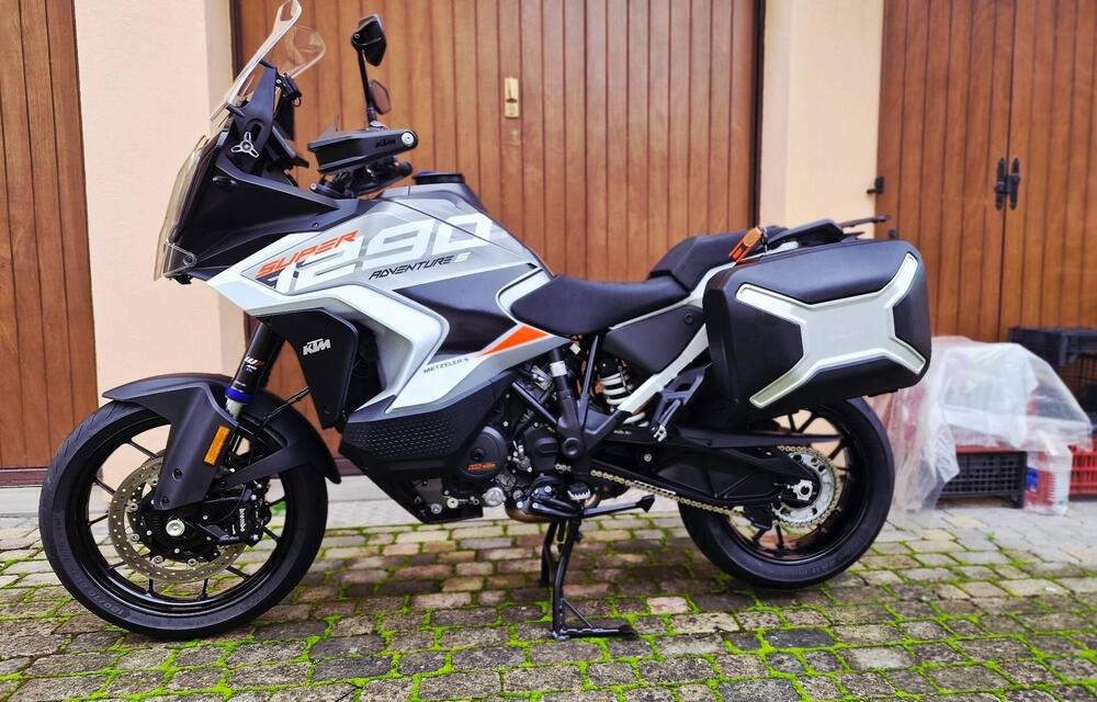 KTM 1290 Super Adventure S (2022 - 25) (4)