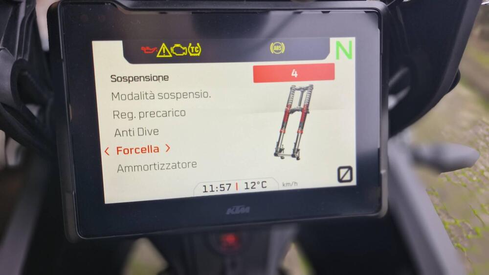 KTM 1290 Super Adventure S (2022 - 25) (12)