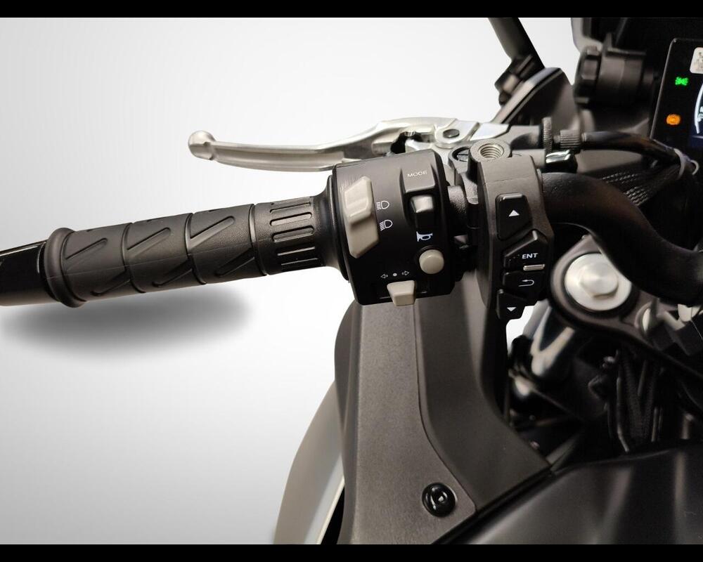 CFMOTO 650GT (2021 - 26) (8)