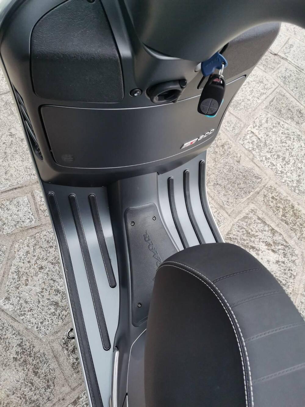 Vespa GTS 300 Super Sport Hpe (2021 - 22) (6)