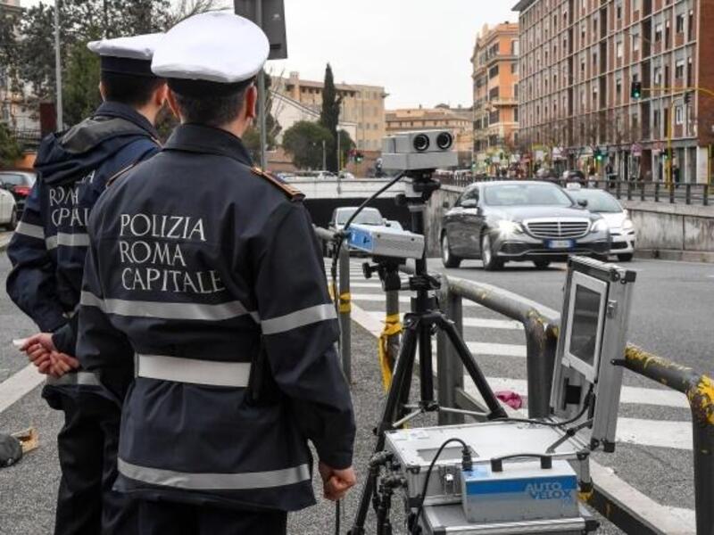 Record storico di multe a Roma: il Comune incassa oltre 225 milioni grazie a Cerbero