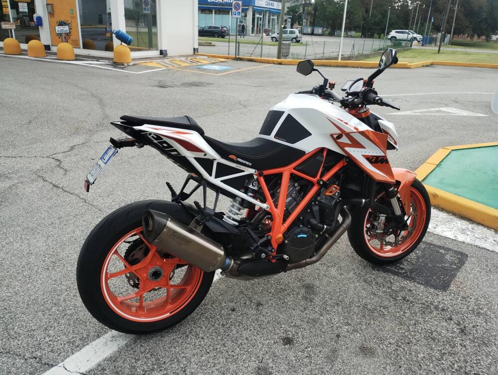 KTM 1290 Super Duke R SE ABS (2016) (14)