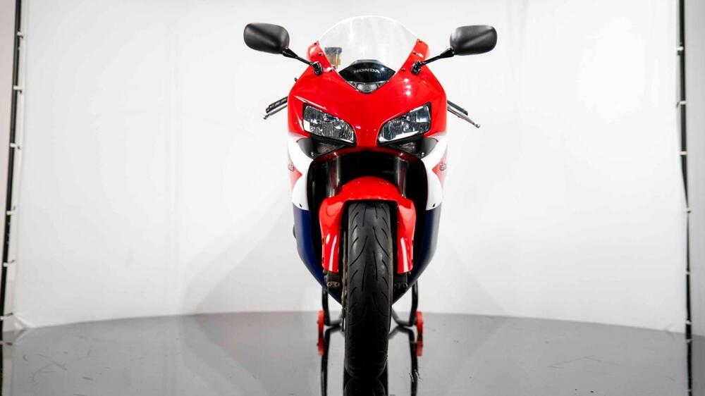 Honda CBR 1000 RR Fireblade (2004 - 05) (3)