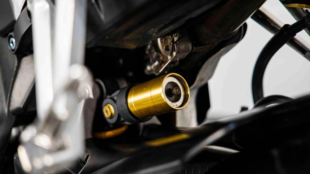 Honda CBR 1000 RR Fireblade (2004 - 05) (10)