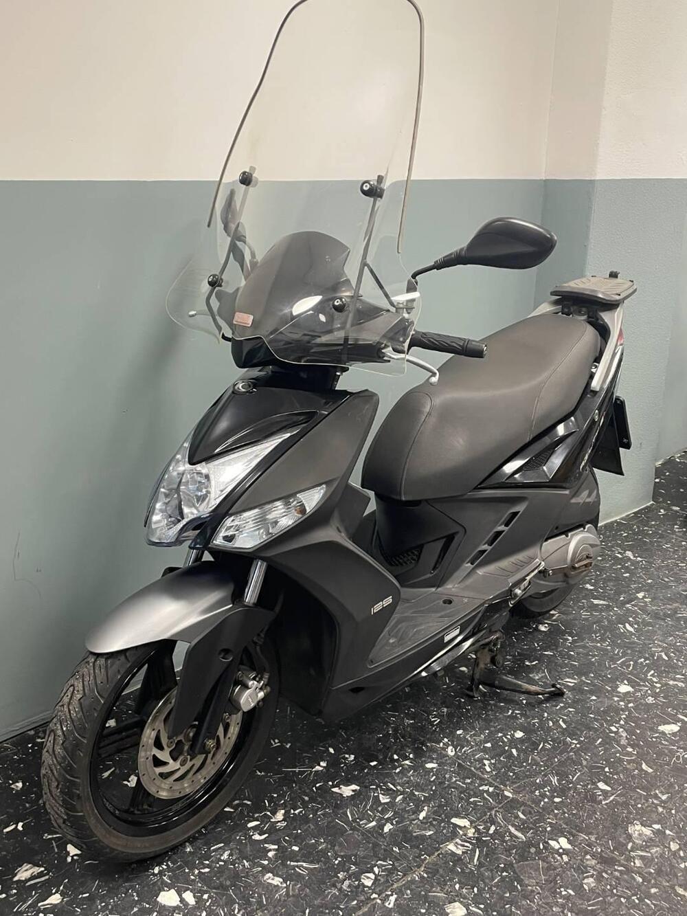 Kymco Agility 125 R16 + (2015 - 17) (2)