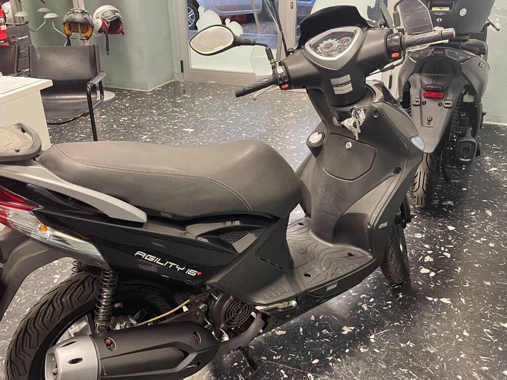 Kymco Agility 125 R16 + (2015 - 17) (3)