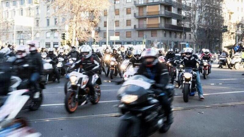 Blocco moto a Milano rinviato?
