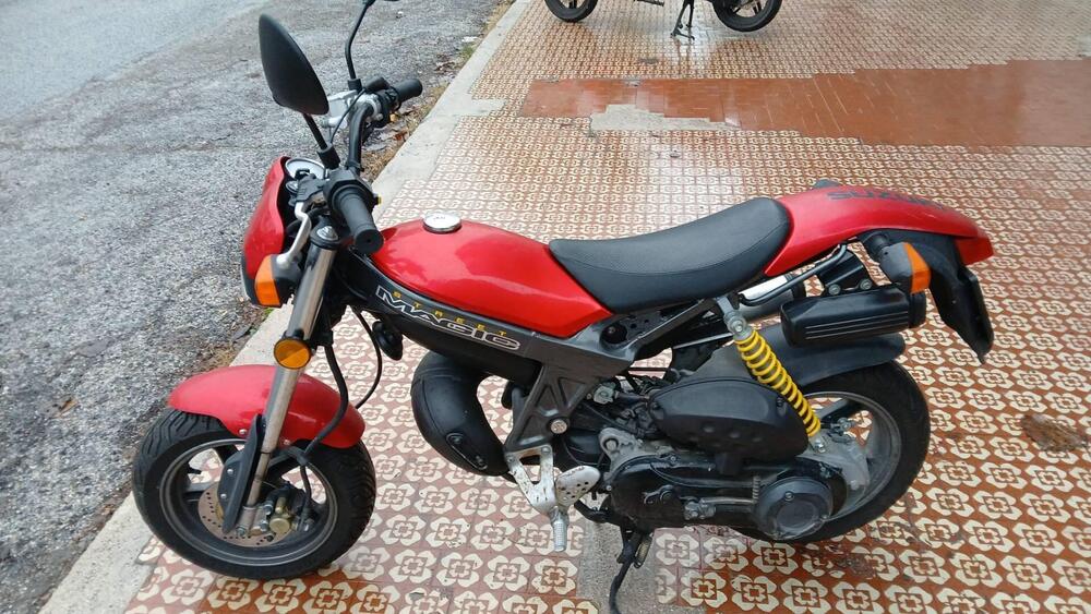 Suzuki TR 50 Street Magic S (1998 - 02) (2)