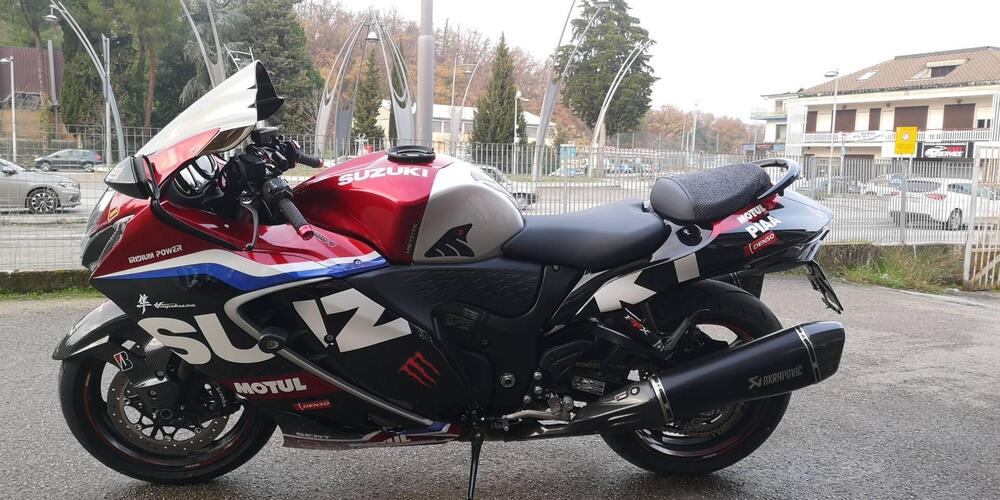 Suzuki GSX 1300 R Hayabusa (2021 - 24) (2)