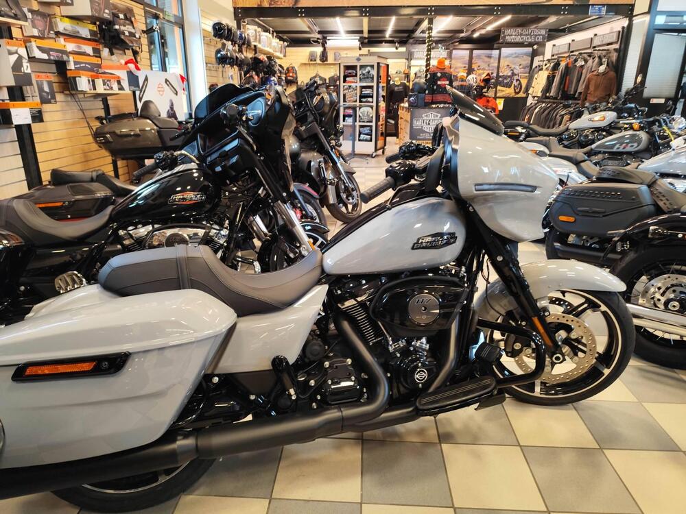 Harley-Davidson Street Glide (2024 - 25) (6)