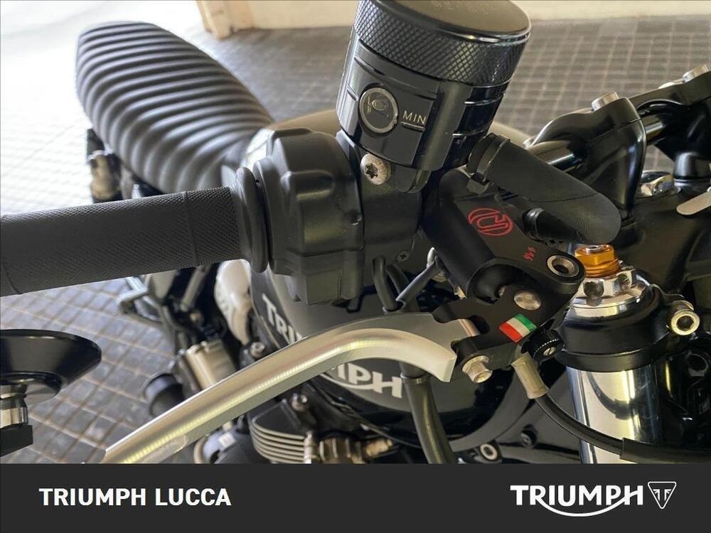 Triumph Street Twin 900 (2016) (6)