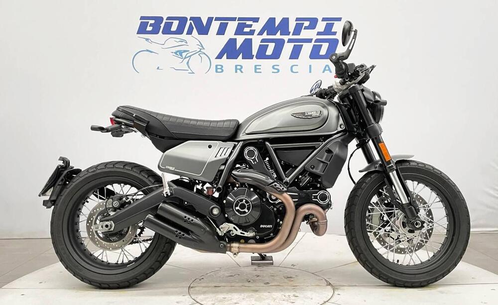 Ducati Scrambler 800 Night Shift (2021 - 22)