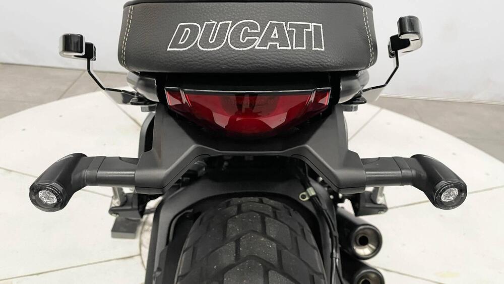 Ducati Scrambler 800 Night Shift (2021 - 22) (18)