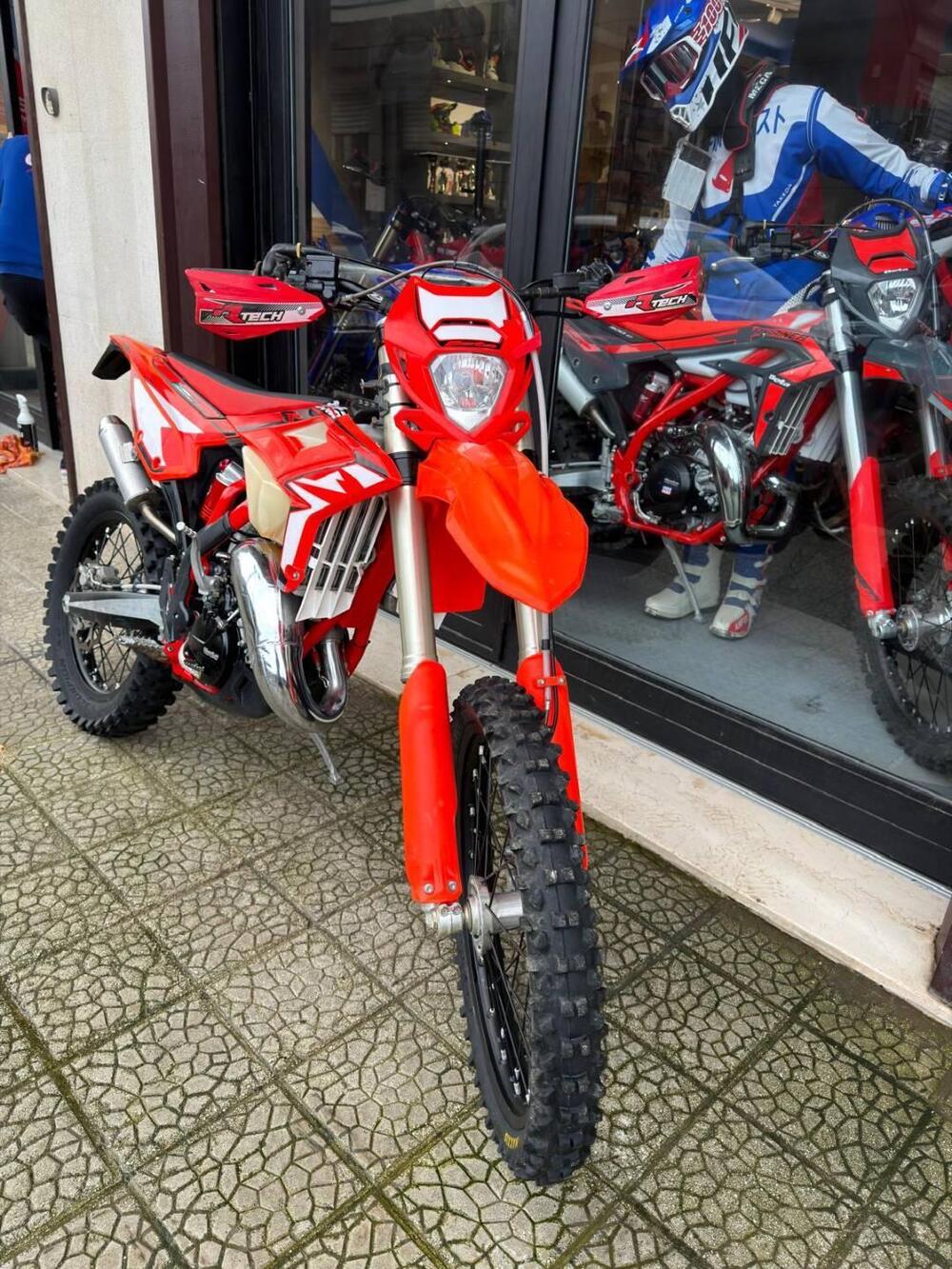 Betamotor RR 125 2T Enduro (2024) (2)