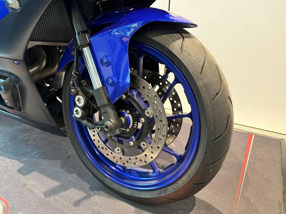 Yamaha YZF R7 (2021 - 25) (3)