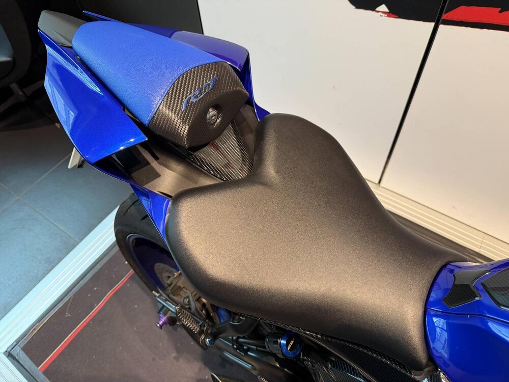 Yamaha YZF R7 (2021 - 25) (5)