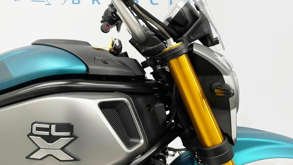 CFMOTO 700CL-X Adventure (2023 - 25) (10)