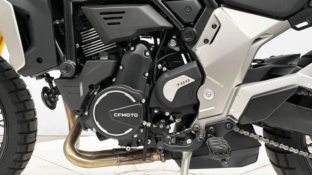 CFMOTO 700CL-X Adventure (2023 - 25) (4)