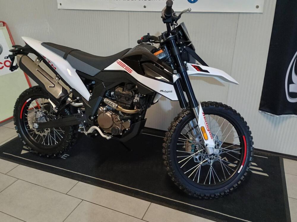 Malaguti XTM 125 (2023 - 25) (7)