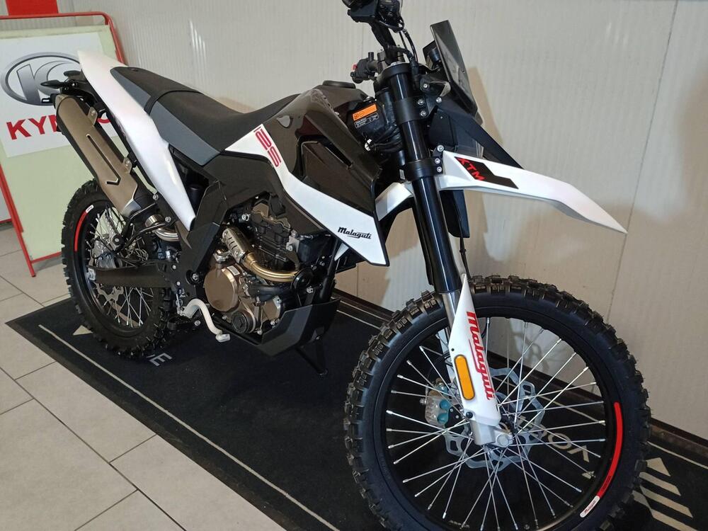 Malaguti XTM 125 (2023 - 25) (11)