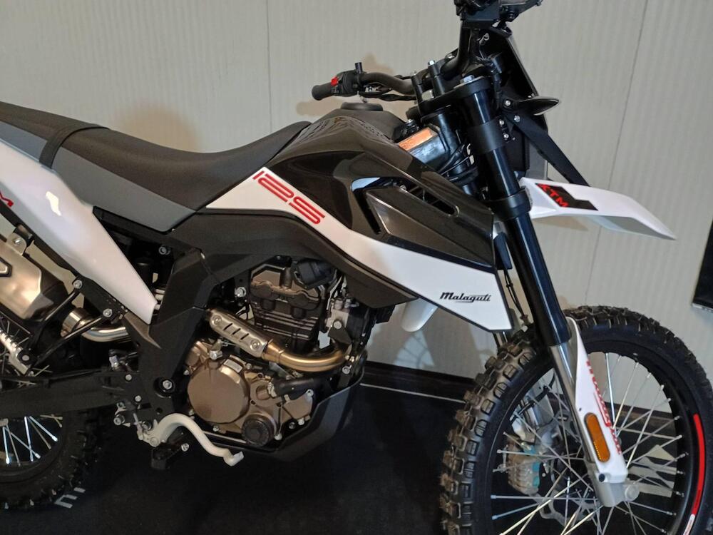 Malaguti XTM 125 (2023 - 25) (14)