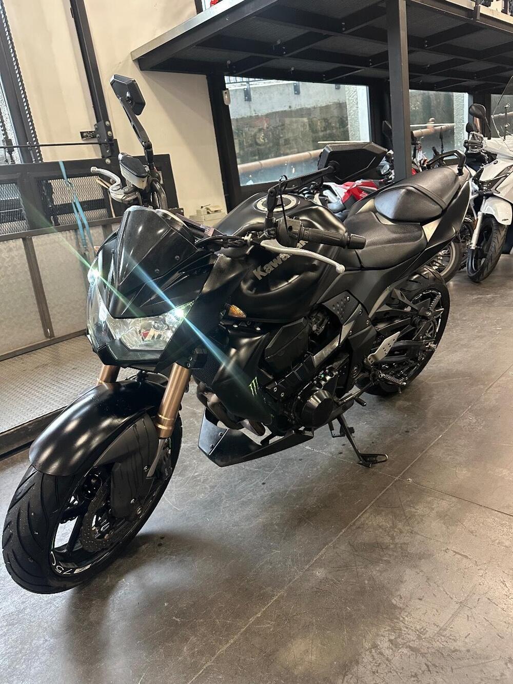 Kawasaki Z 750 R (2011 - 14)